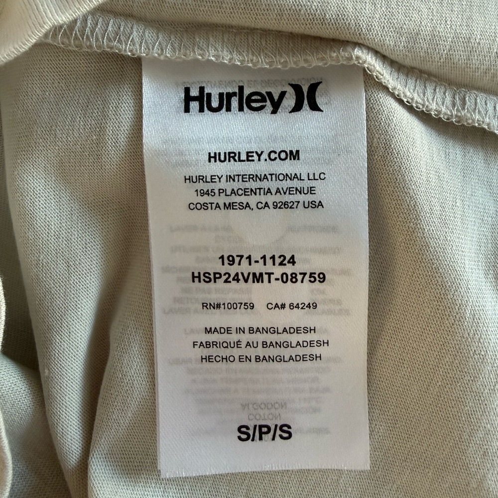 Hurley Short Sleeve Embroidered Logo Graphic T-Shirt NWT Size S - Picture 5 of 6